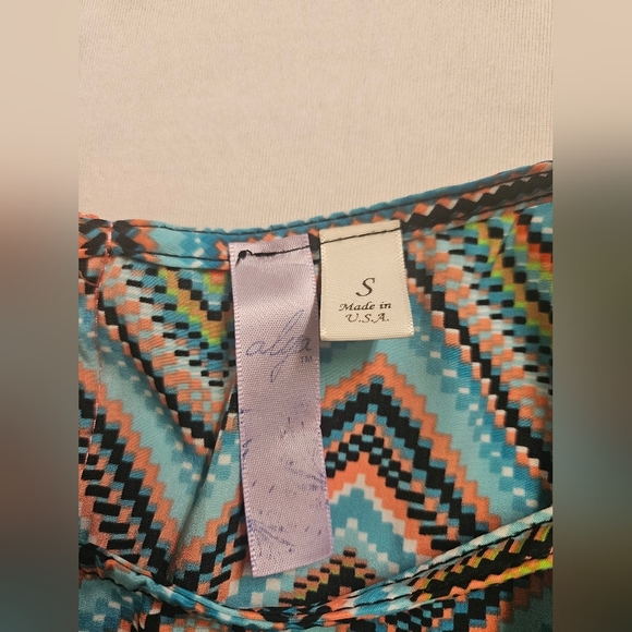 Alya -Women's Size S ,Blue and Orange Chevron Blouse with Relaxed Fit - Picture 8 of 8